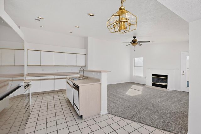 811 Bryce Canyon Street SE, Albuquerque, NM 87123