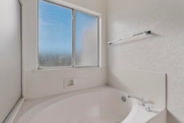 811 Bryce Canyon Street SE, Albuquerque, NM 87123