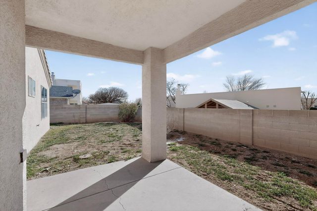 811 Bryce Canyon Street SE, Albuquerque, NM 87123