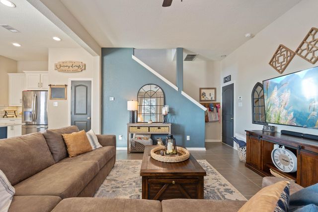 227 Biltmore Loop, Montgomery, TX 77316