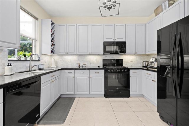 10255 Little Mustang Way, Lake Worth, FL 33449