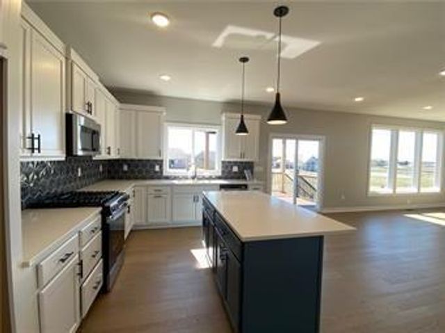 17174 W 164th Terrace, Olathe, KS 66062