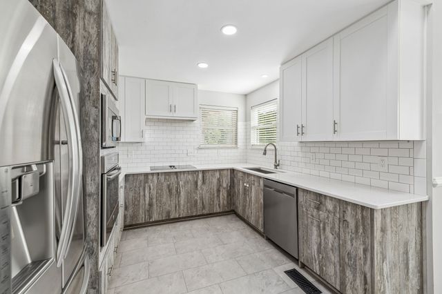 339 Lakeview Cir, Mount Juliet, TN 37122