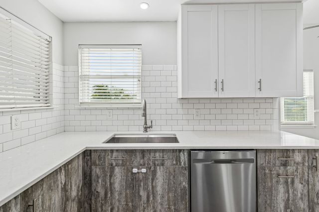 339 Lakeview Cir, Mount Juliet, TN 37122