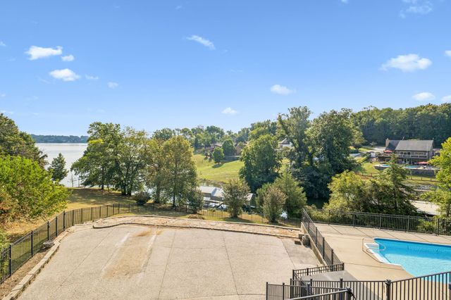 339 Lakeview Cir, Mount Juliet, TN 37122