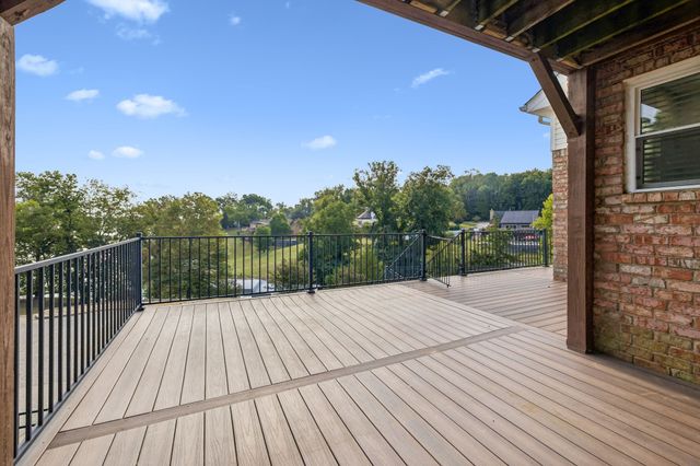 339 Lakeview Cir, Mount Juliet, TN 37122