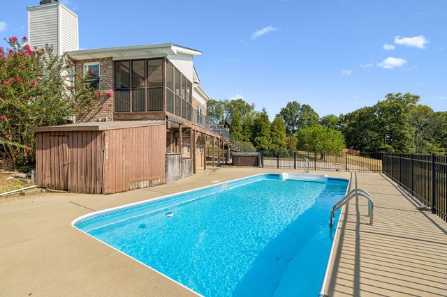 339 Lakeview Cir, Mount Juliet, TN 37122