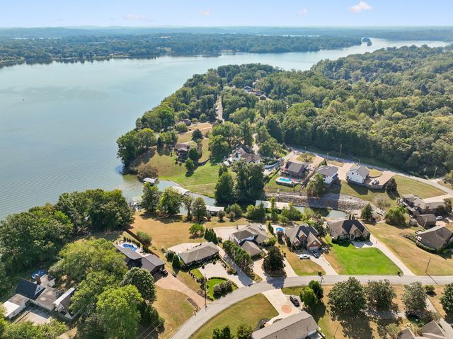 339 Lakeview Cir, Mount Juliet, TN 37122