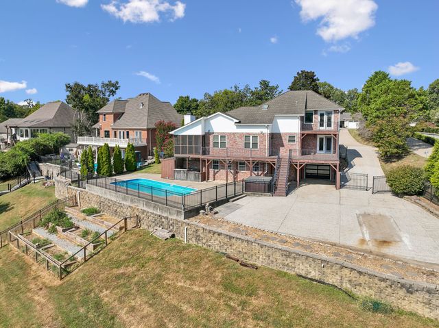 339 Lakeview Cir, Mount Juliet, TN 37122