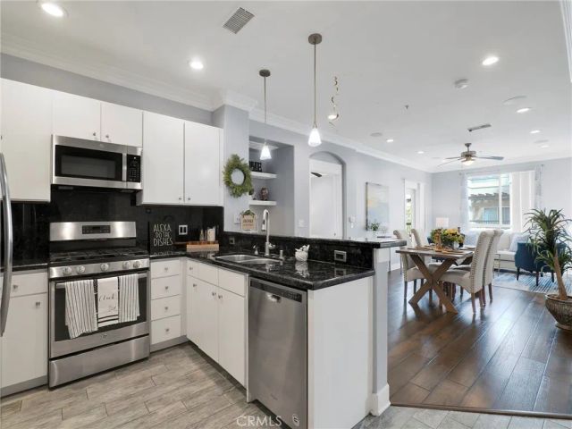 24507 Town Center 7418, Valencia, CA 91355