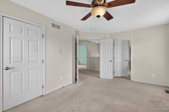 8589 Barrington Drive, Ypsilanti, MI 48198