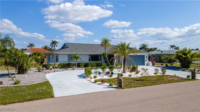 3405 SE 16th PL, Cape Coral, FL 33904