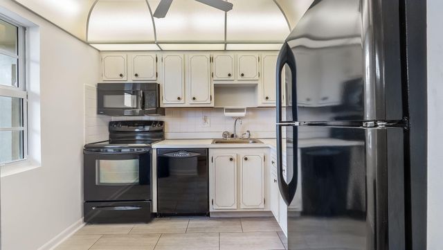 601 NW 78TH Terrace 106, Margate, FL 33063