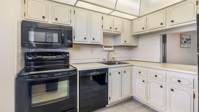 601 NW 78TH Terrace 106, Margate, FL 33063