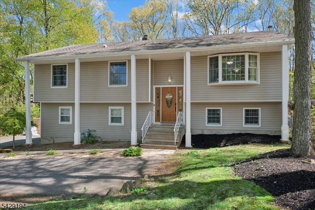 11 Knoll Dr, Denville Twp., NJ 07866