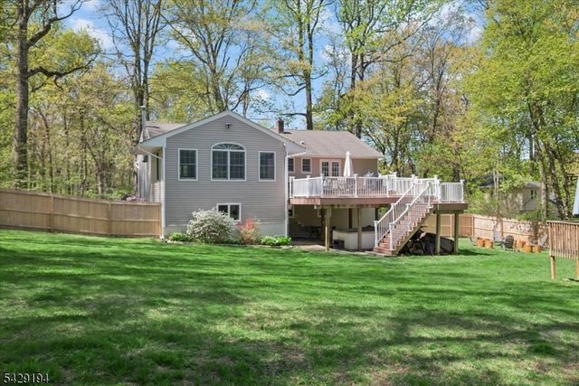 11 Knoll Dr, Denville Twp., NJ 07866