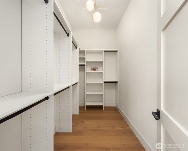 1030 Tinas Coma Drive, Burlington, WA 98233