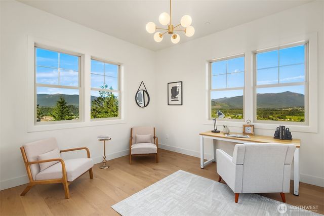 1030 Tinas Coma Drive, Burlington, WA 98233