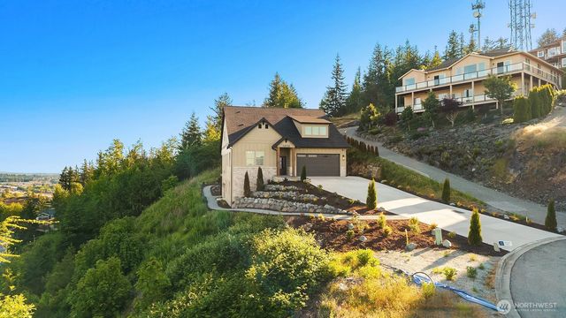 1030 Tinas Coma Drive, Burlington, WA 98233