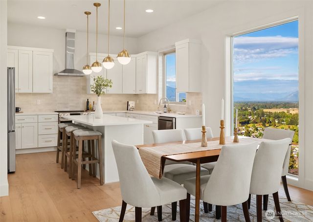 1030 Tinas Coma Drive, Burlington, WA 98233