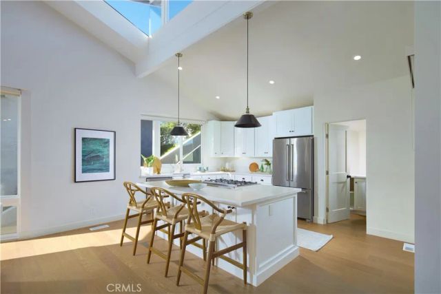 31702 Seacliff Drive, Laguna Beach, CA 92651