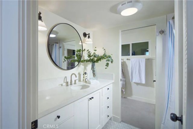 31702 Seacliff Drive, Laguna Beach, CA 92651