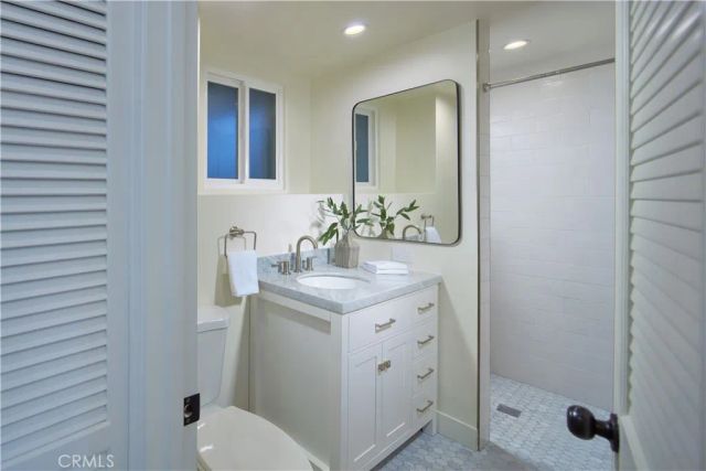 31702 Seacliff Drive, Laguna Beach, CA 92651