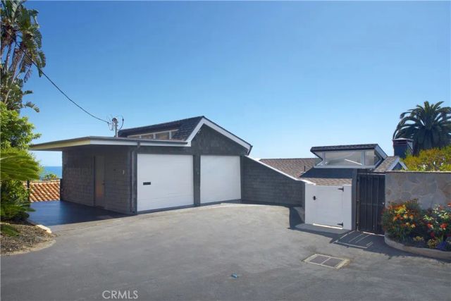 31702 Seacliff Drive, Laguna Beach, CA 92651