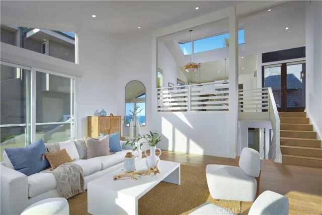 31702 Seacliff Drive, Laguna Beach, CA 92651