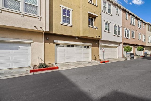 2382 Winepol Loop, San Jose, CA 95125