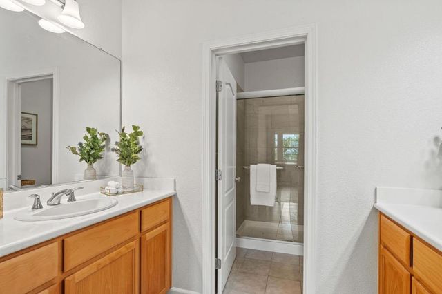 2382 Winepol Loop, San Jose, CA 95125