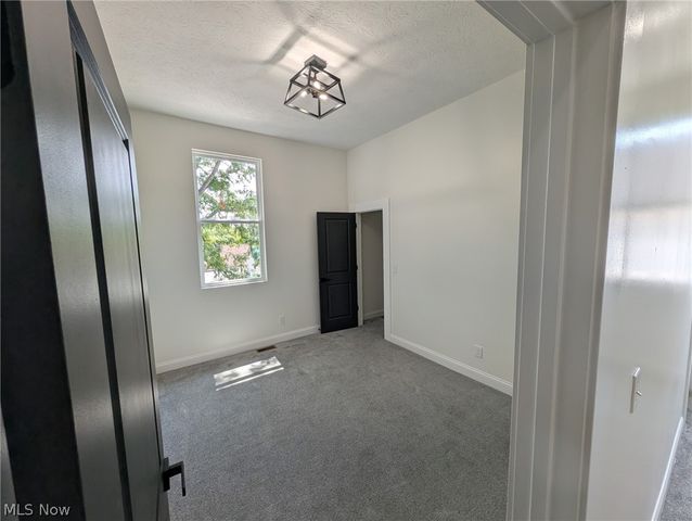 2900 York Avenue, Cleveland, OH 44113