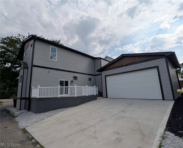 2900 York Avenue, Cleveland, OH 44113