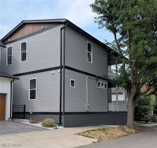 2900 York Avenue, Cleveland, OH 44113