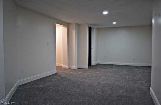 2900 York Avenue, Cleveland, OH 44113