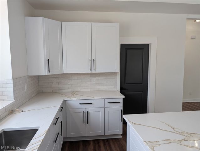 2900 York Avenue, Cleveland, OH 44113