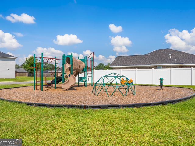 705 Highgrove Court, Hinesville, GA 31313