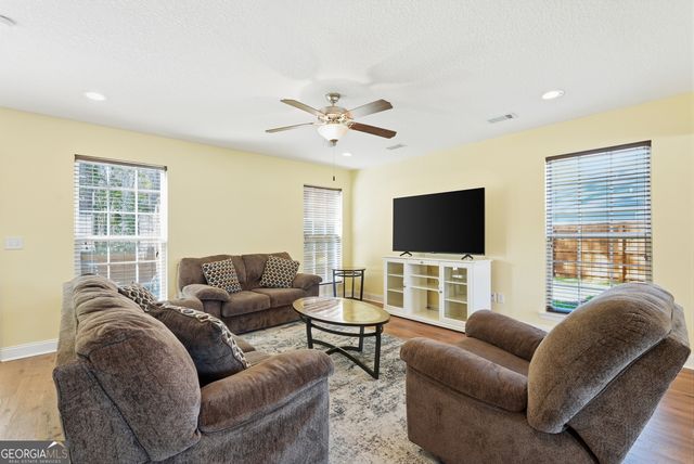 705 Highgrove Court, Hinesville, GA 31313