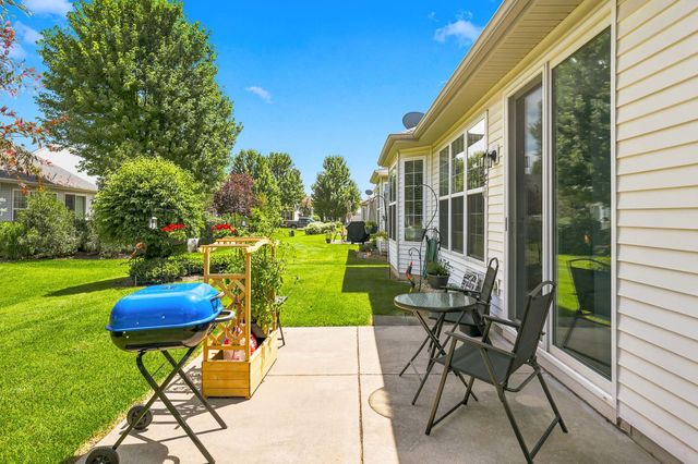 11724 Tanglewood Lane, Huntley, IL 60142