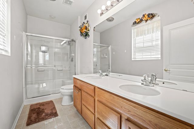 11724 Tanglewood Lane, Huntley, IL 60142