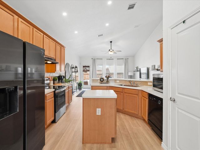 6527 Portside Ridge Lane, Dallas, TX 75249