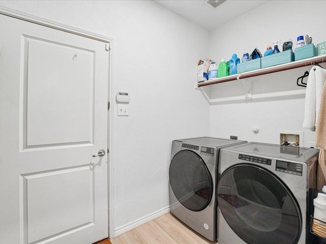 6527 Portside Ridge Lane, Dallas, TX 75249