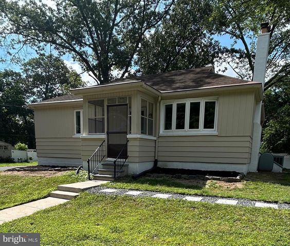 109 CORAL AVE, Mount Laurel, NJ 08054