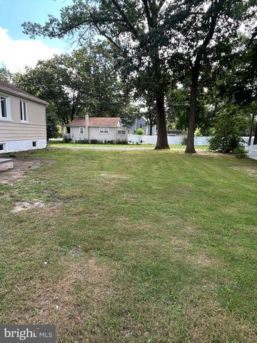 109 CORAL AVE, Mount Laurel, NJ 08054