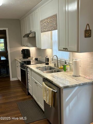 335 Pinehurst Trace Drive, Pinehurst, NC 28374