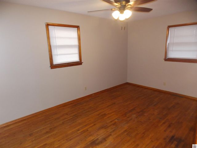 512 Elm Street, Clinton, KY 42031