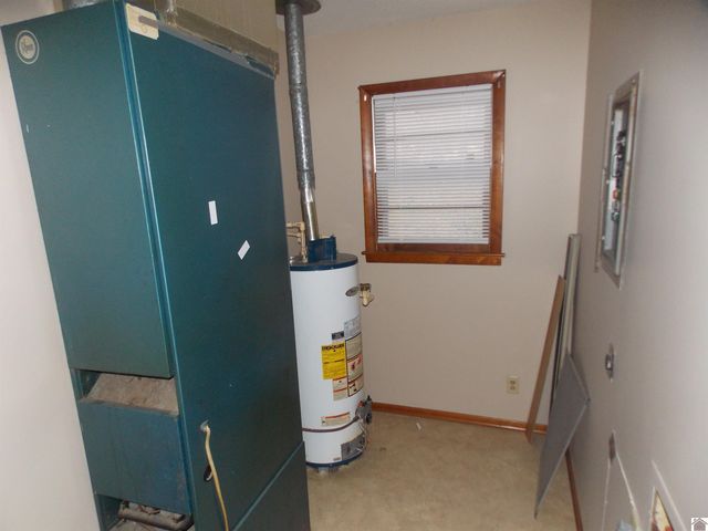 512 Elm Street, Clinton, KY 42031