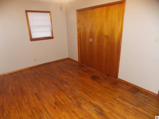 512 Elm Street, Clinton, KY 42031