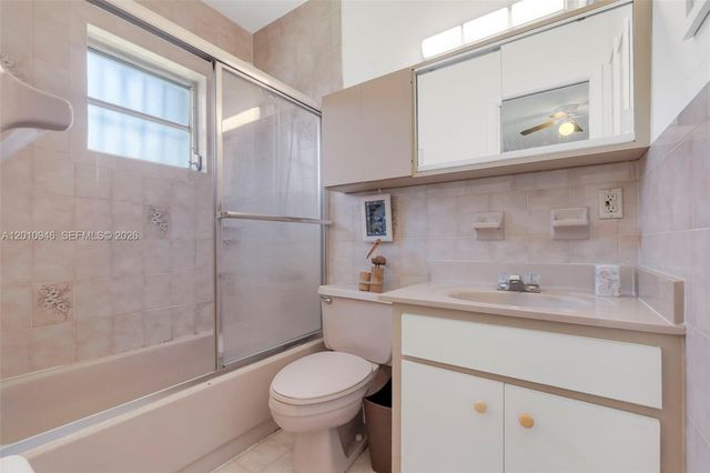 167 W 34th St, Hialeah, FL 33012