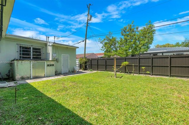 167 W 34th St, Hialeah, FL 33012